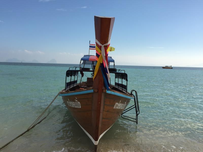 Koh Ngai Camping Hotel Exterior photo